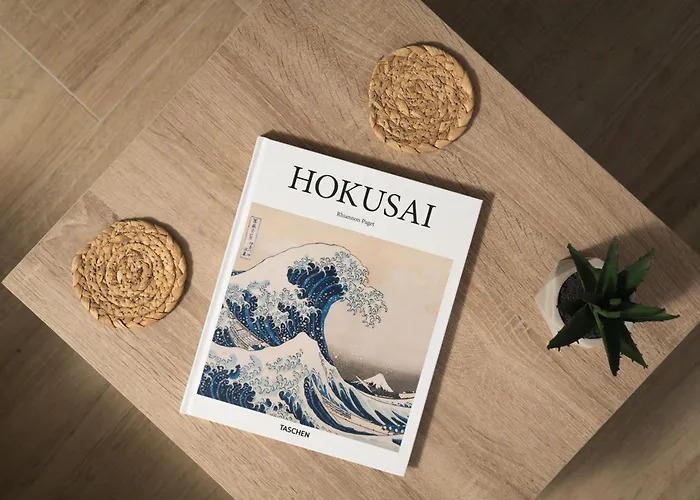 Modernpastel Studio-near Old Port