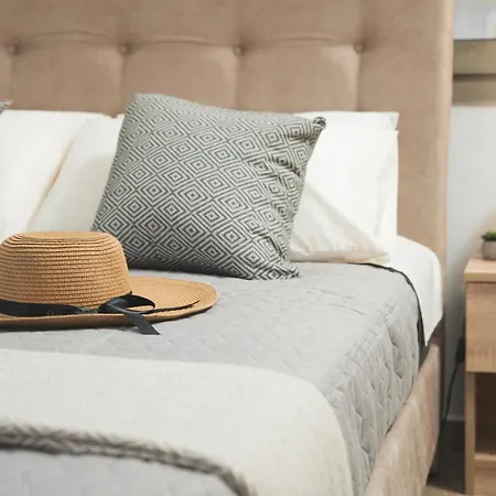 Modernpastel Studio-near Old Port *