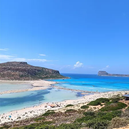 Modernpastel Studio-near Old Port